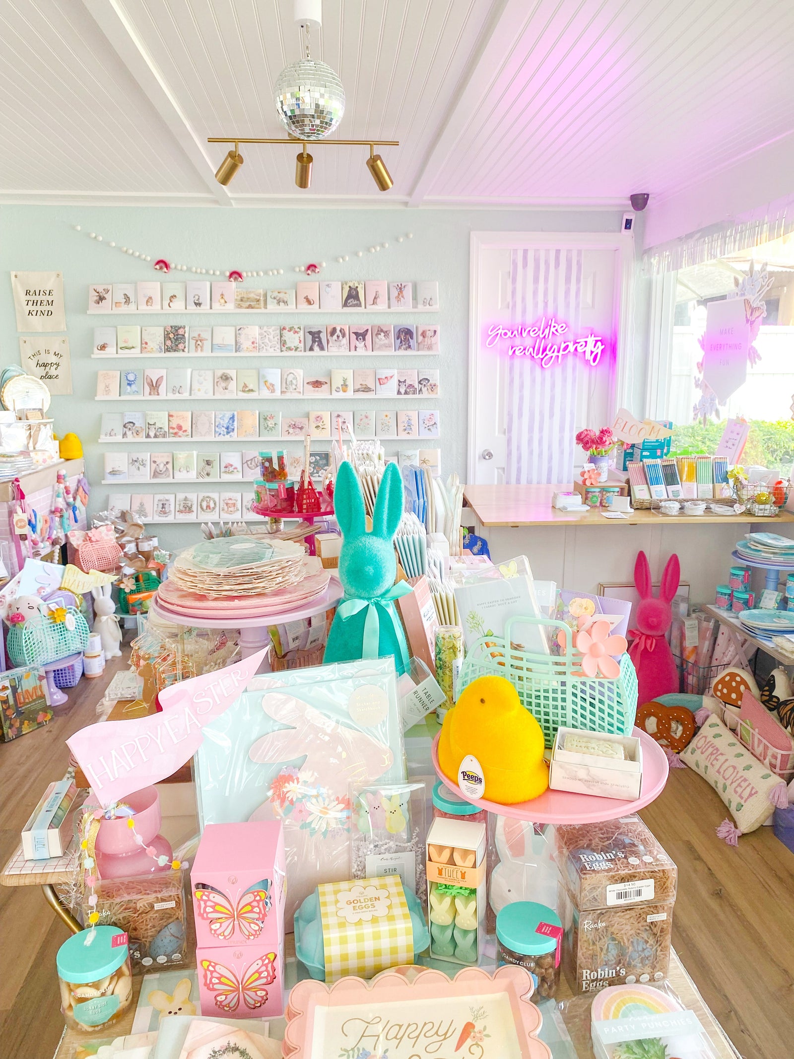 We are HIRING! Retail + Fulfillment Shop Associate in Winter Park, FL