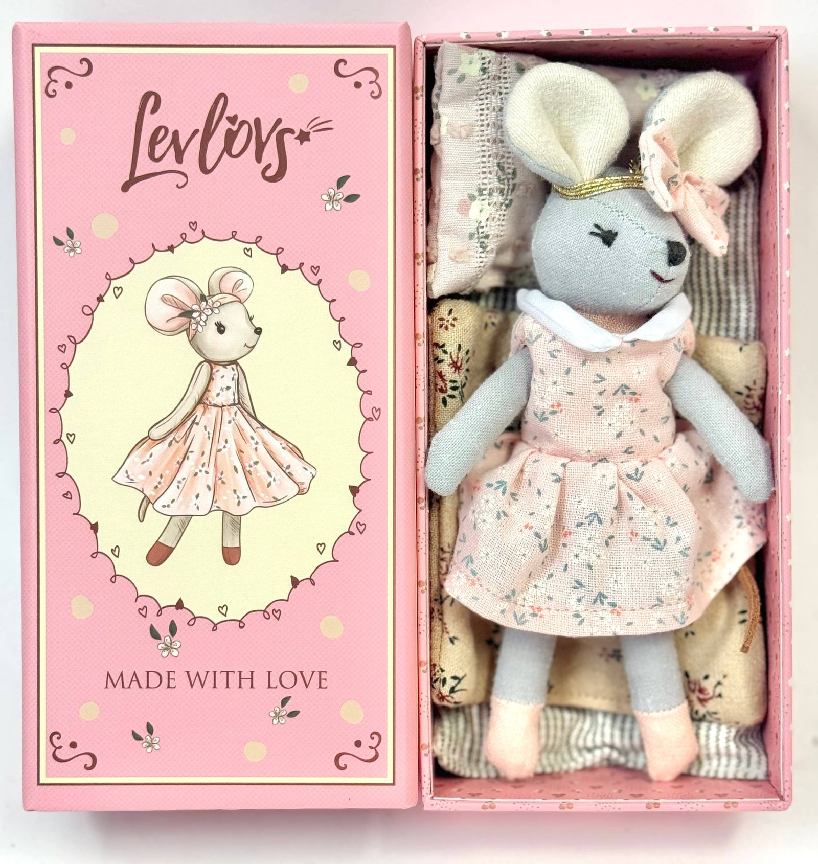 Sherry Blossom Mouse in a Box 