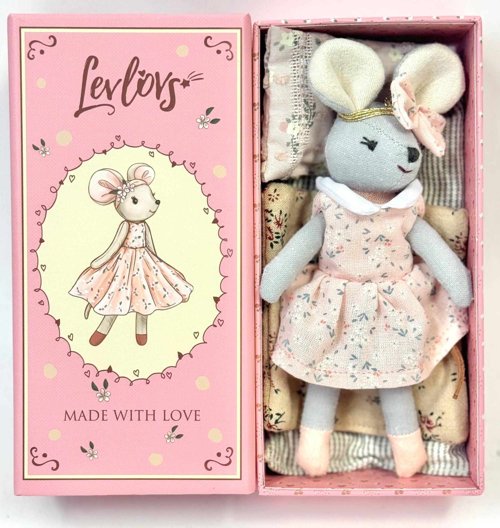 Sherry Blossom Mouse in a Box 