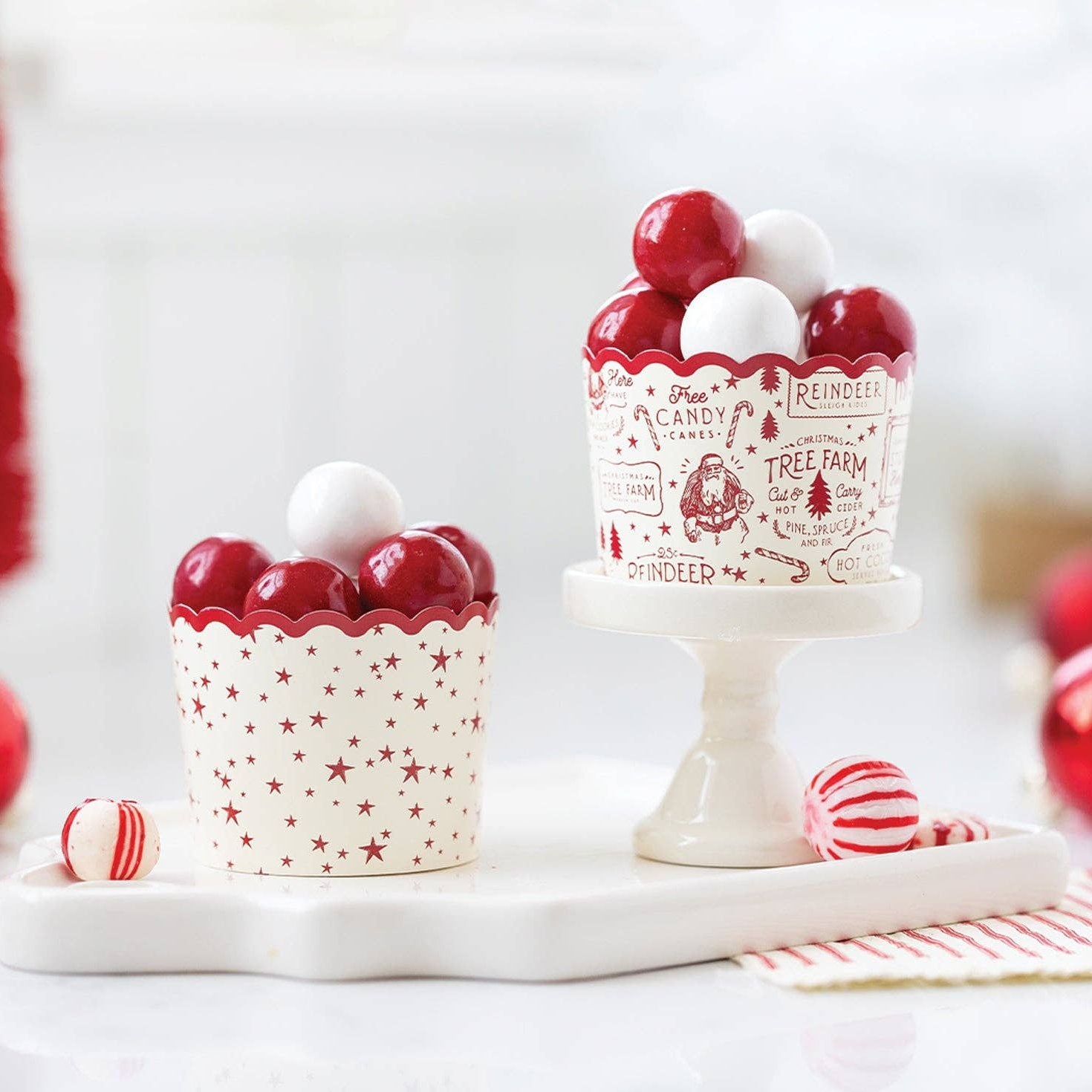 Red Santa Stars Baking Cups