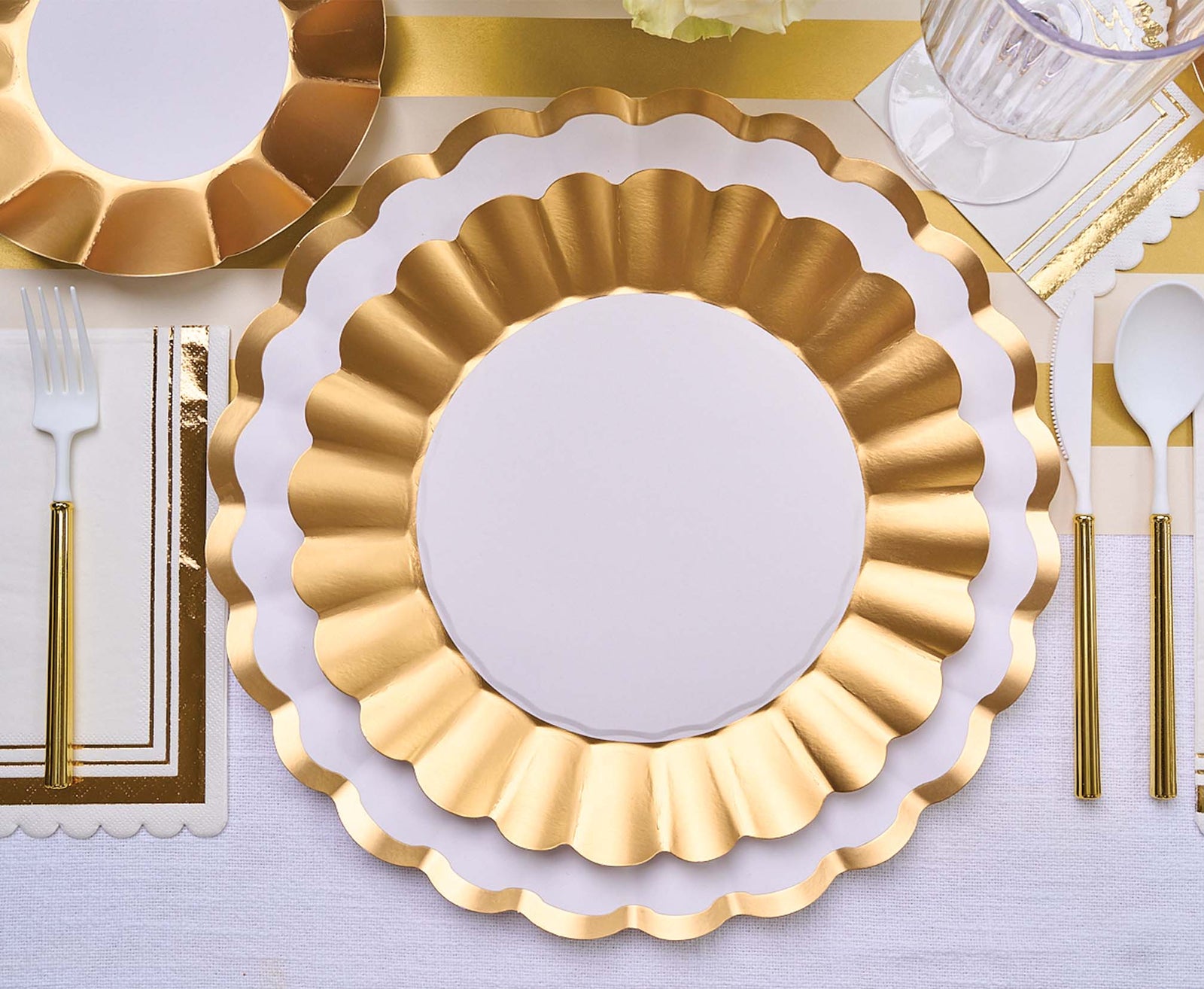 White and Gold Dinner Plates