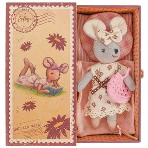 Sophia Mouse in Stamp Holder Box with Bedding 