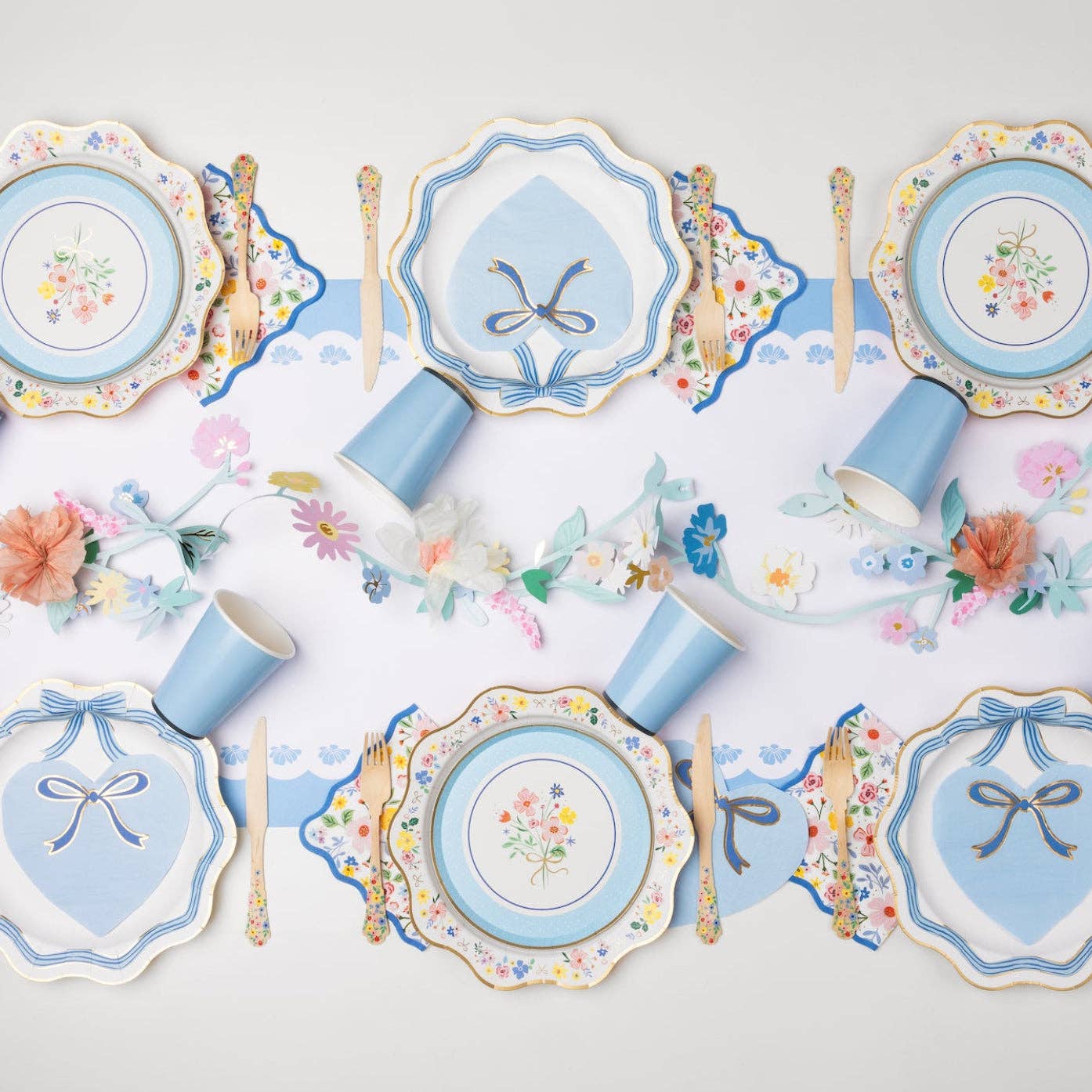 Elegant Blue and Gold Bow Dinner Plates