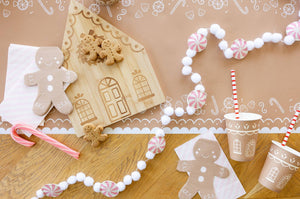 Pink Gingerbread House Paper Party Cups