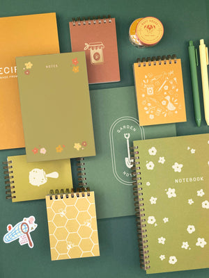 Garden Flower Pattern Journal Lined Notebook