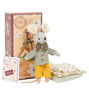 Noah Mouse in Stamp Holder Box with Bedding