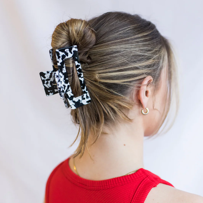 Jumbo Cookies Cream Hair Clip Cami Monet