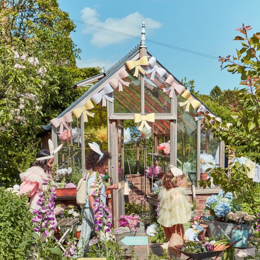 3D Paper Bow Garland