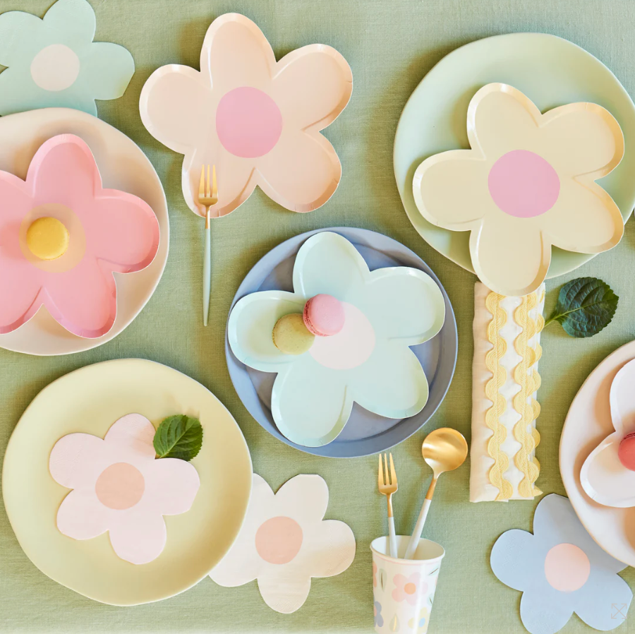 Colorful Daisy Plates