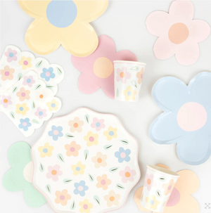 Happy Flowers Dinner Plates