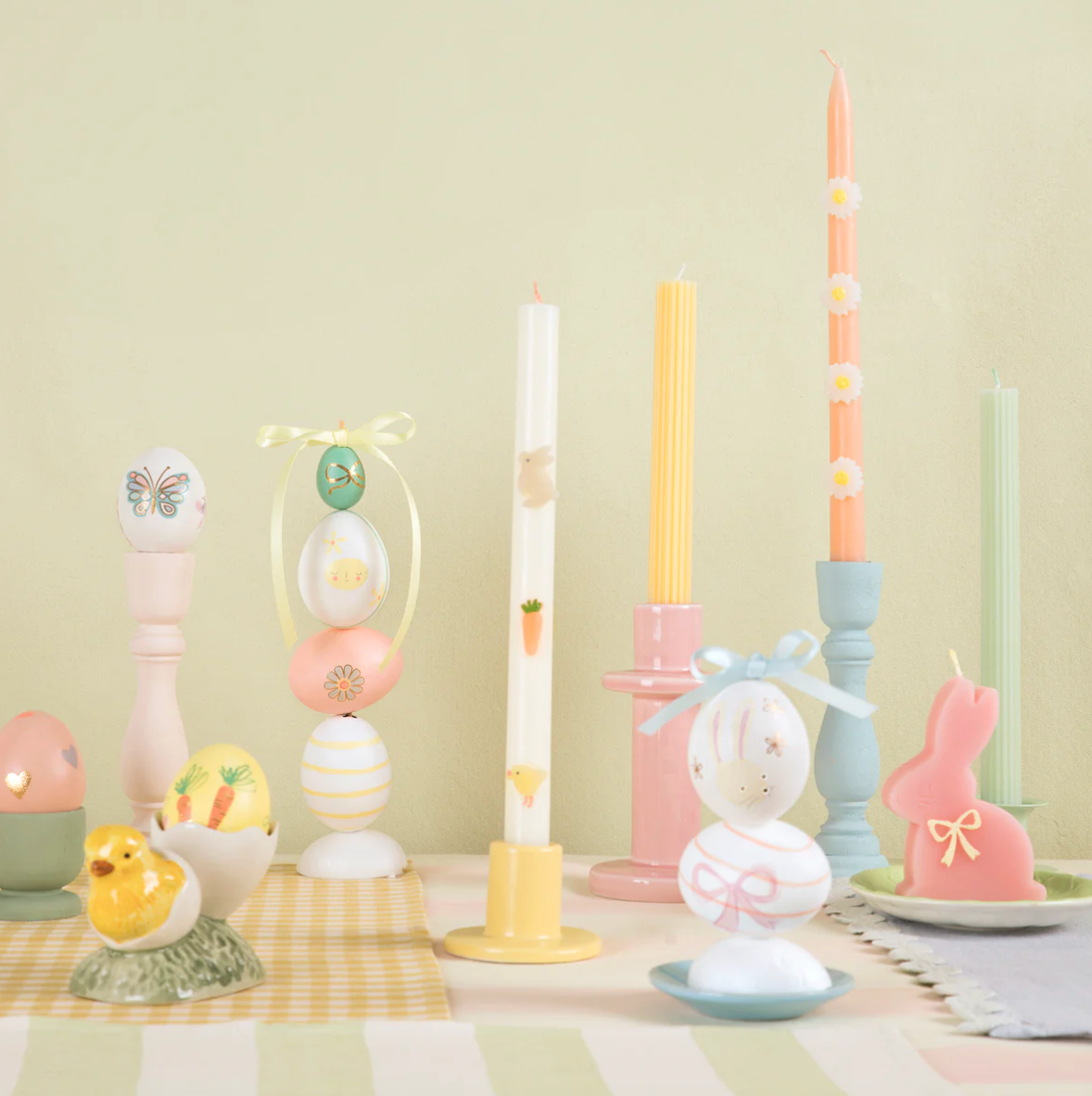 Pink Daisy Taper Candles