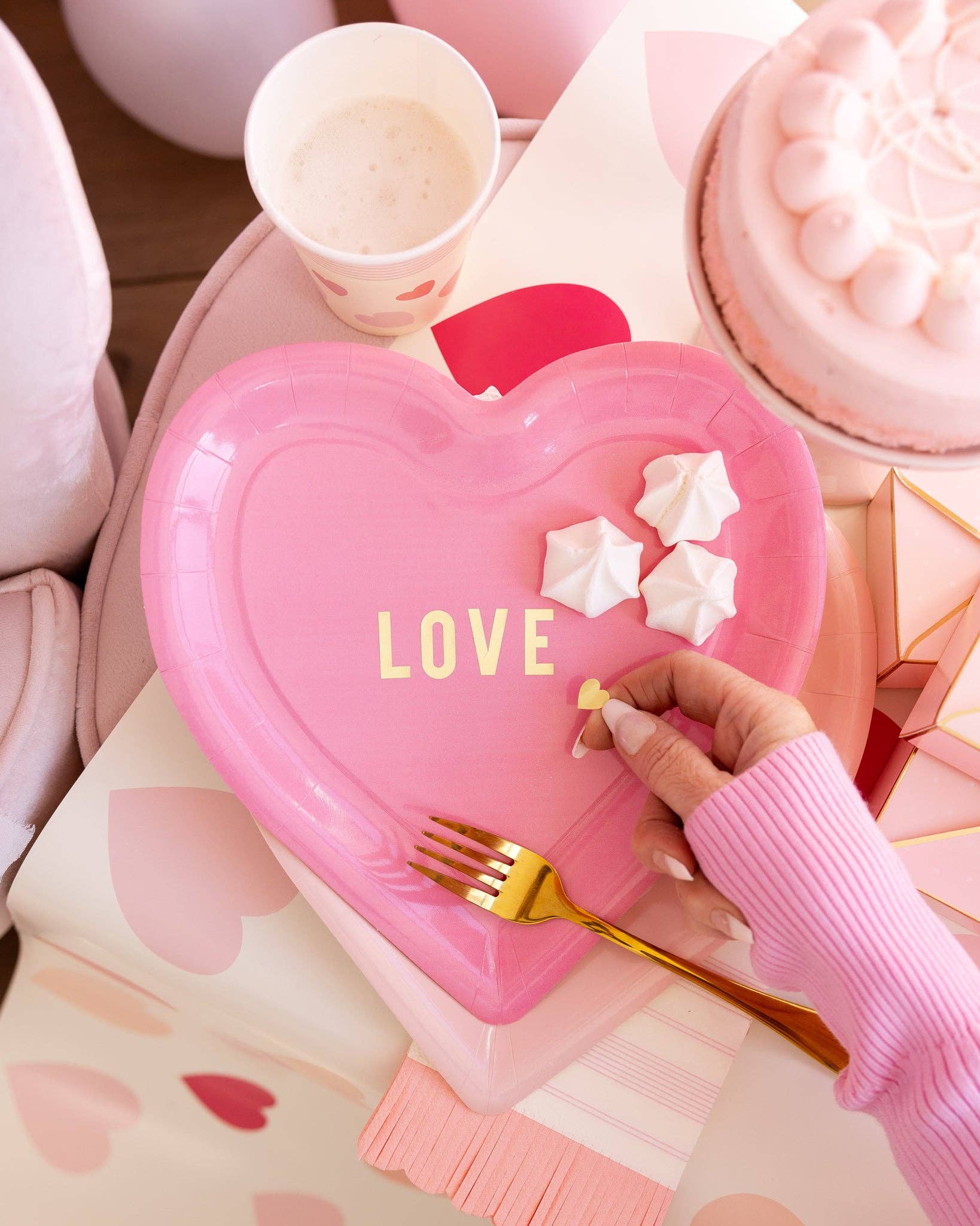 Customizable Heart Paper Plate Set (with gold foil alphabet stickers!)