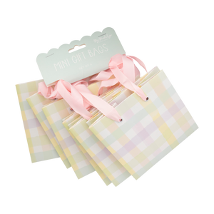 Spring Check Gift Bag Set