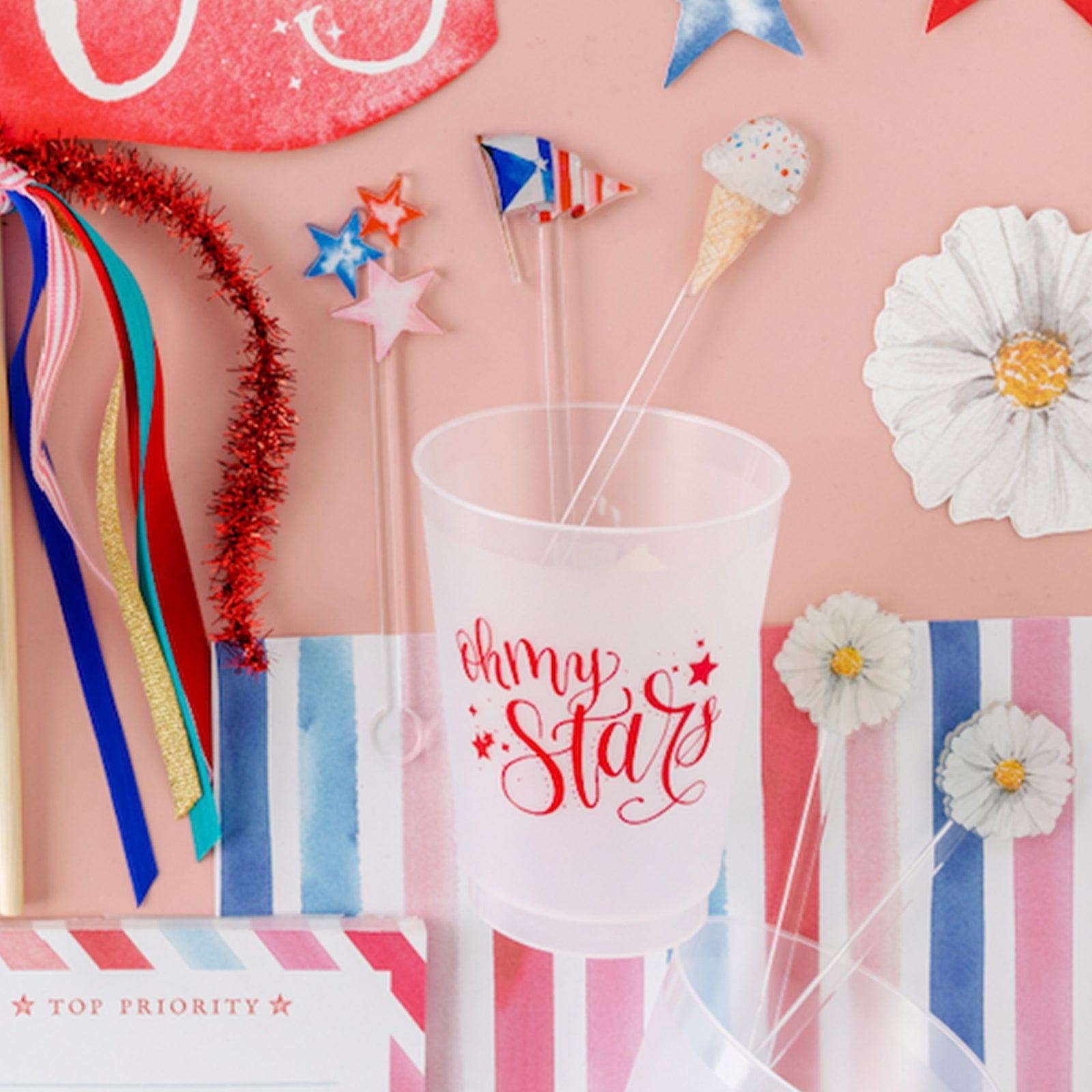 https://camimonet.com/cdn/shop/products/oh-my-stars-party-cups_1600x.jpg?v=1652823525